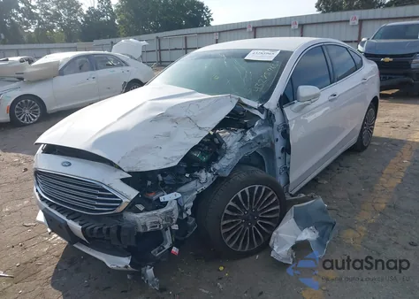 2018 Ford Fusion Titanium z USA, uszkodzony, nr VIN 3FA6P0D99JR233574